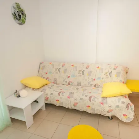 New Lovorka 7 Apt. 4+1 In Krk * Baška