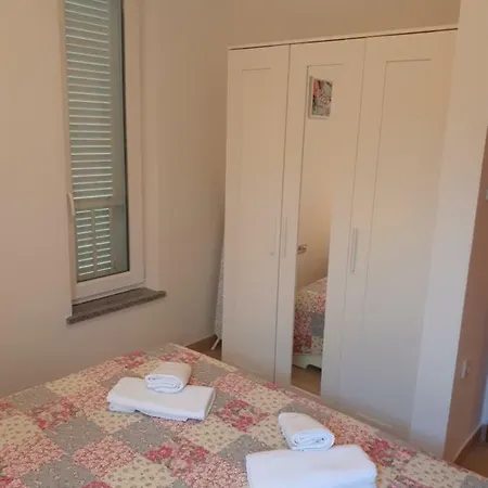 New Lovorka 7 Apt. 4+1 In Krk Apartman Baska (Krk)