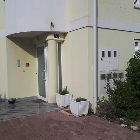 New Lovorka 7 Apt. 4+1 In Krk Apartman Baska (Krk)