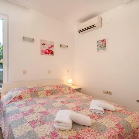 New Lovorka 7 Apt. 4+1 In Krk Appartement *
